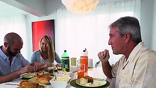Teen Alyssa Gropes Fathers Hung Employee