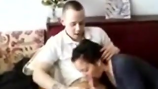 Bulgarian teens party1