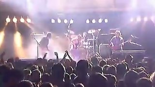 Concert asscrack