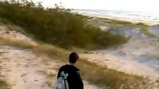 Teen Gay wanking and cumming outdoor