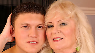 Old Woman Plowed by Horny White Stud