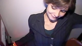 Lezbo Banker Bitch Blowing Cocks In Glory
