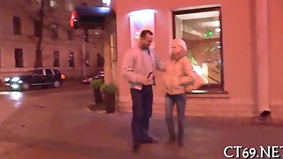 Hot hooker gives her pussy out with a