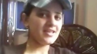 Arab gf make a video for lover & shows