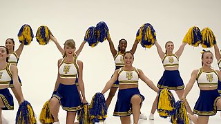 Taylor Swift Cheerleader