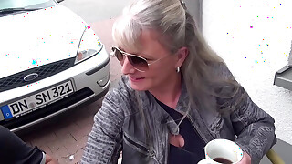 Mature couple pissing fetish in the