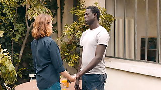 Emmanuelle Devos Nue dans Amin (2018)