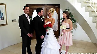 Gorgeous bride Tasha Reign has sex before