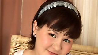 Chubby brunette chick Kate loves having